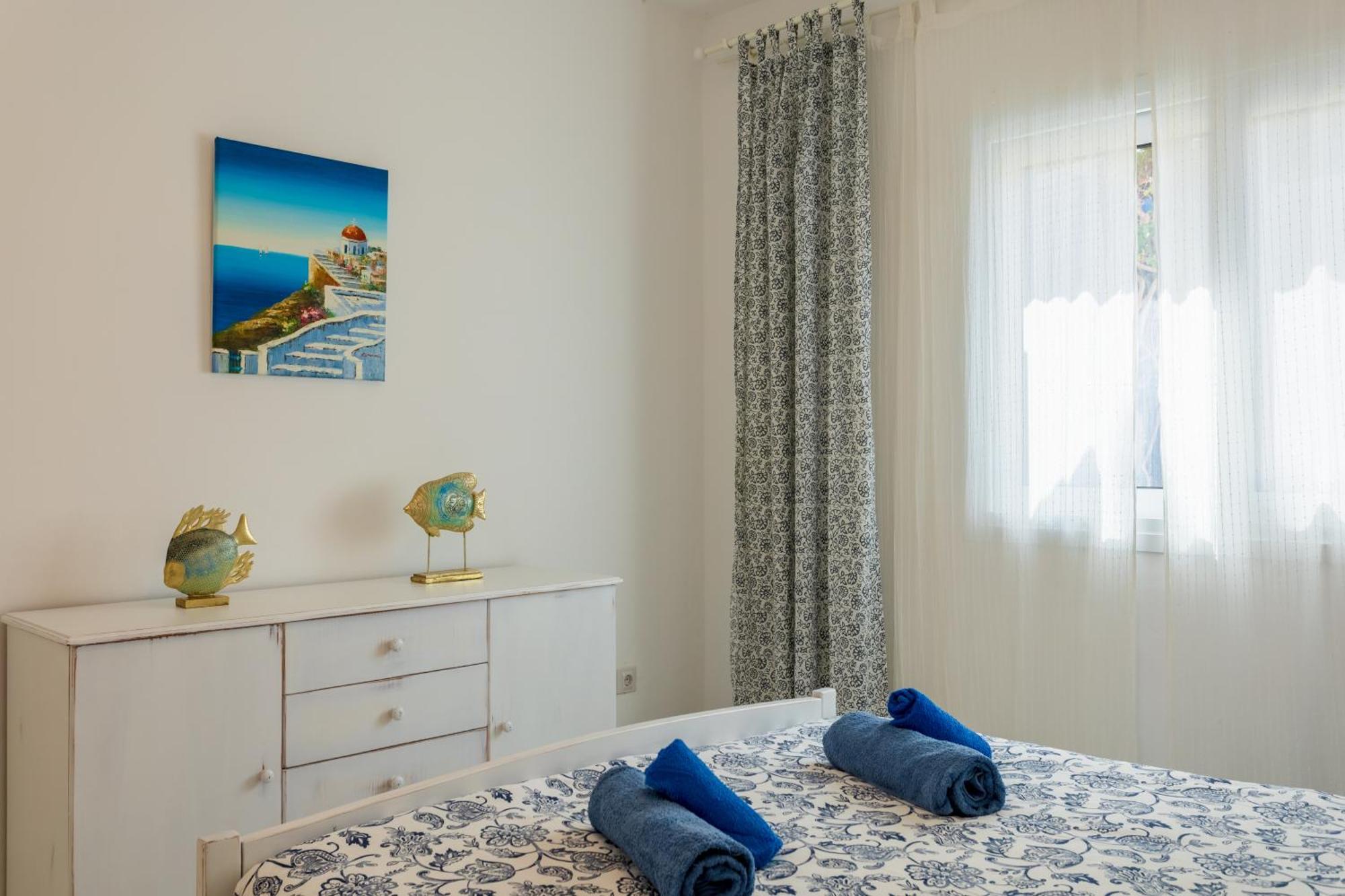 Regina Gardens Lovely Apartment Paphos Exterior photo