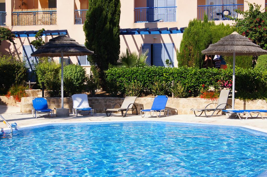 Regina Gardens Lovely Apartment Paphos Exterior photo